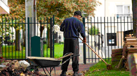 Green Spaces Build Bridges